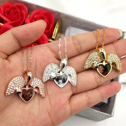 Custom Memory Picture Necklace Iced Out Diamond Heart Pendant for Women Open Photo Locket Heart Necklace Valentine's Gift