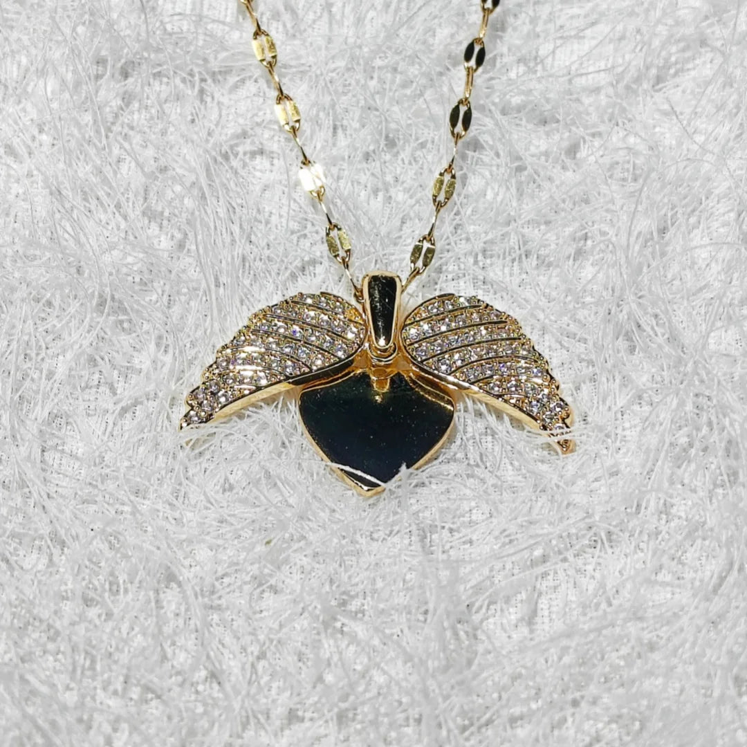 New Arrival Copper Micro-inlaid Zircon Angel Wing Heart Pendant Necklace