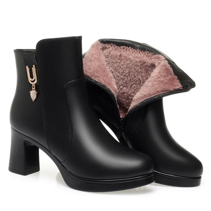 Autumn Winter Women  Platform Shoes Warm Fleece Waterproof Short Leather Boots Luxury Black Super High Heel Ankle Boots