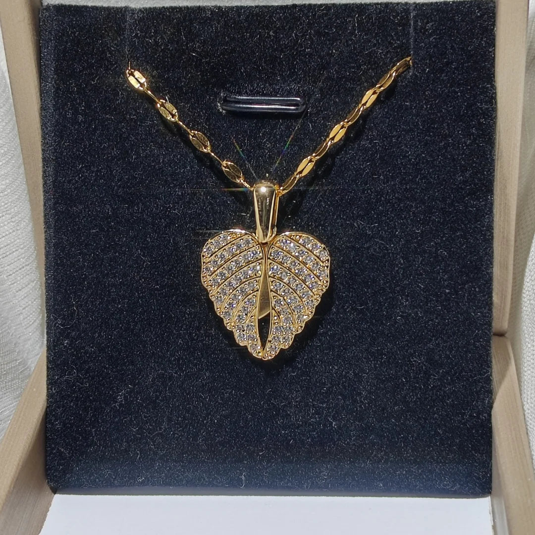 New Arrival Copper Micro-inlaid Zircon Angel Wing Heart Pendant Necklace